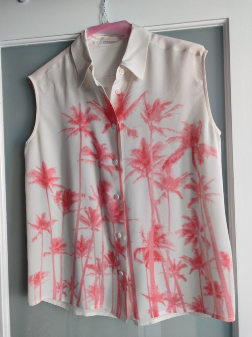 Equipment 100 % silk Coral Palm Tree Sleeveless blouse XS